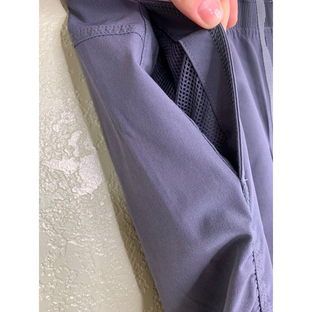 Under Armour Gray Loose Fit Adjustable Waistband Scrunched Leg Pants Size Medium - Picture 5 of 13